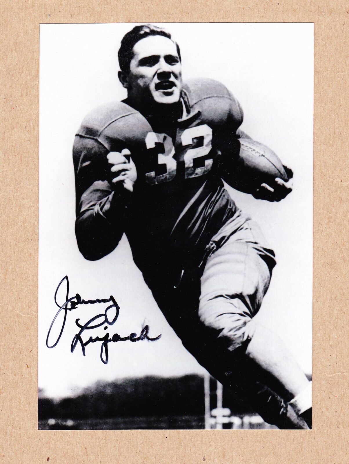 Johnny Lujack signed 4x6 inch Notre Dame B&W Photo Poster painting-1947 Heisman Trophy Winner