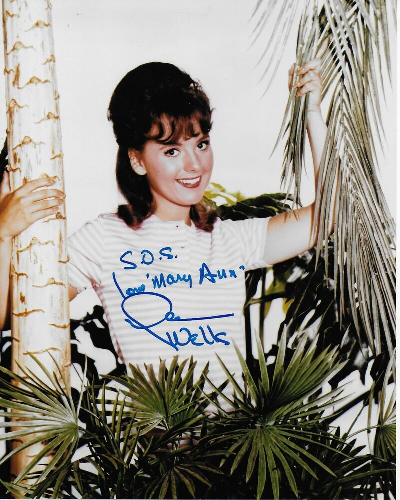 Dawn Wells Signed 8x10 Photo Poster painting #29 - Gilligan's Island Babe - SEXY!!!