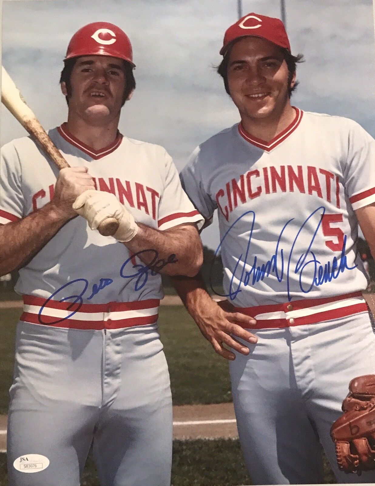 Johnny Bench & Pete Rose Cincinnati Reds Dual Autographed 11x14 w/ JSA COA