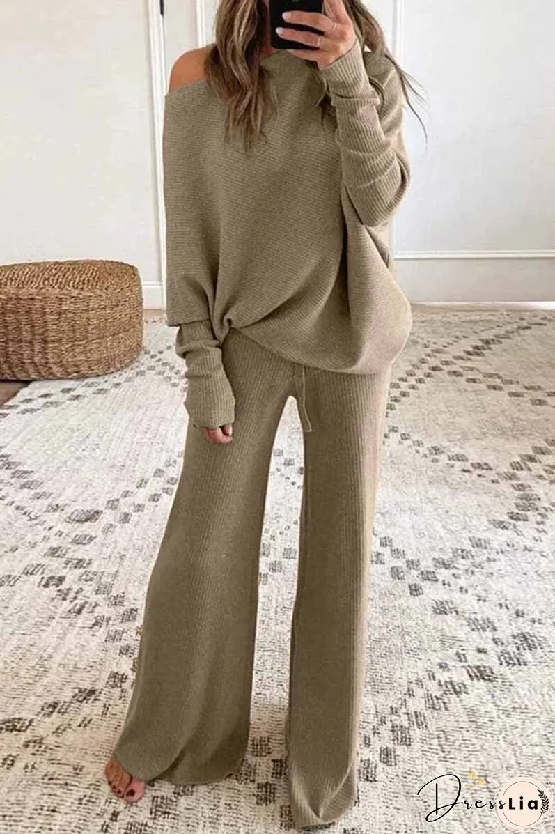 Chic and Relaxed winter garment