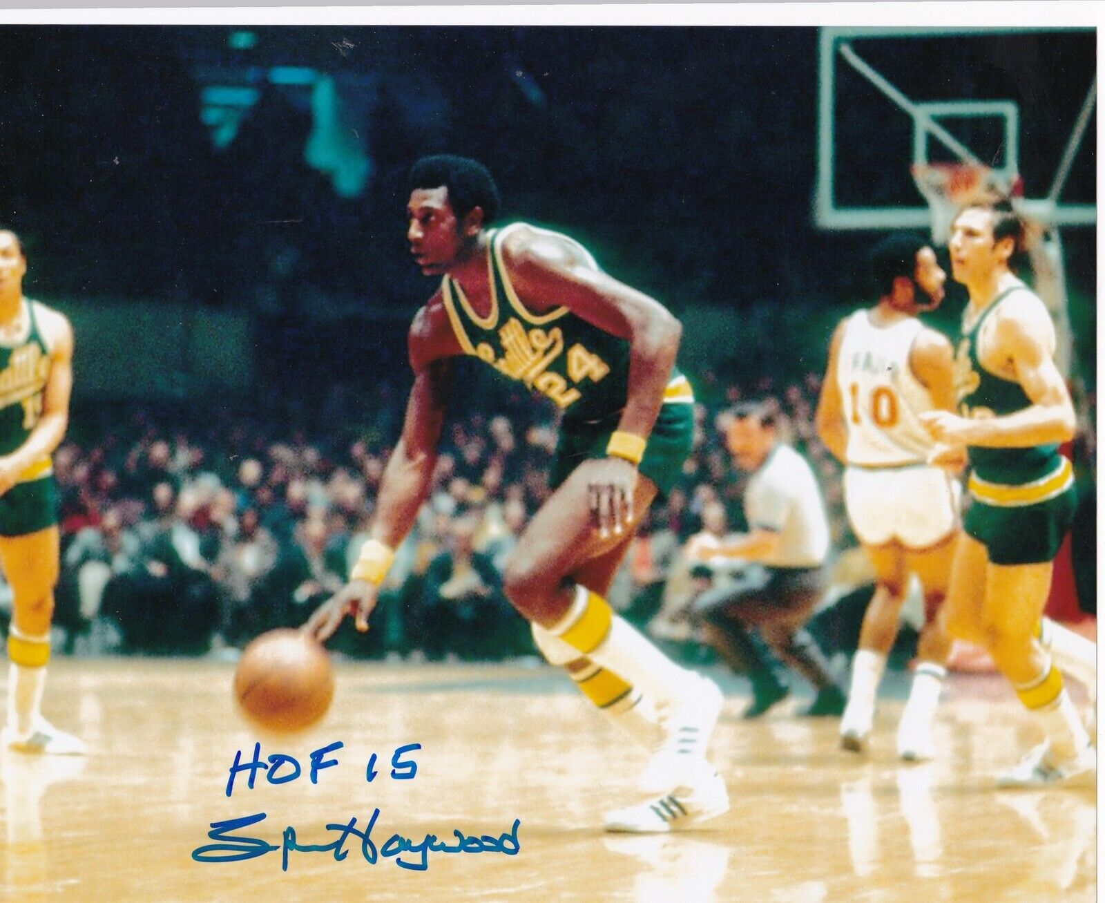 SPENCER HAYWOOD SEATTLE SUPER SONICS HOF 15 ACTION SIGNED 8x10