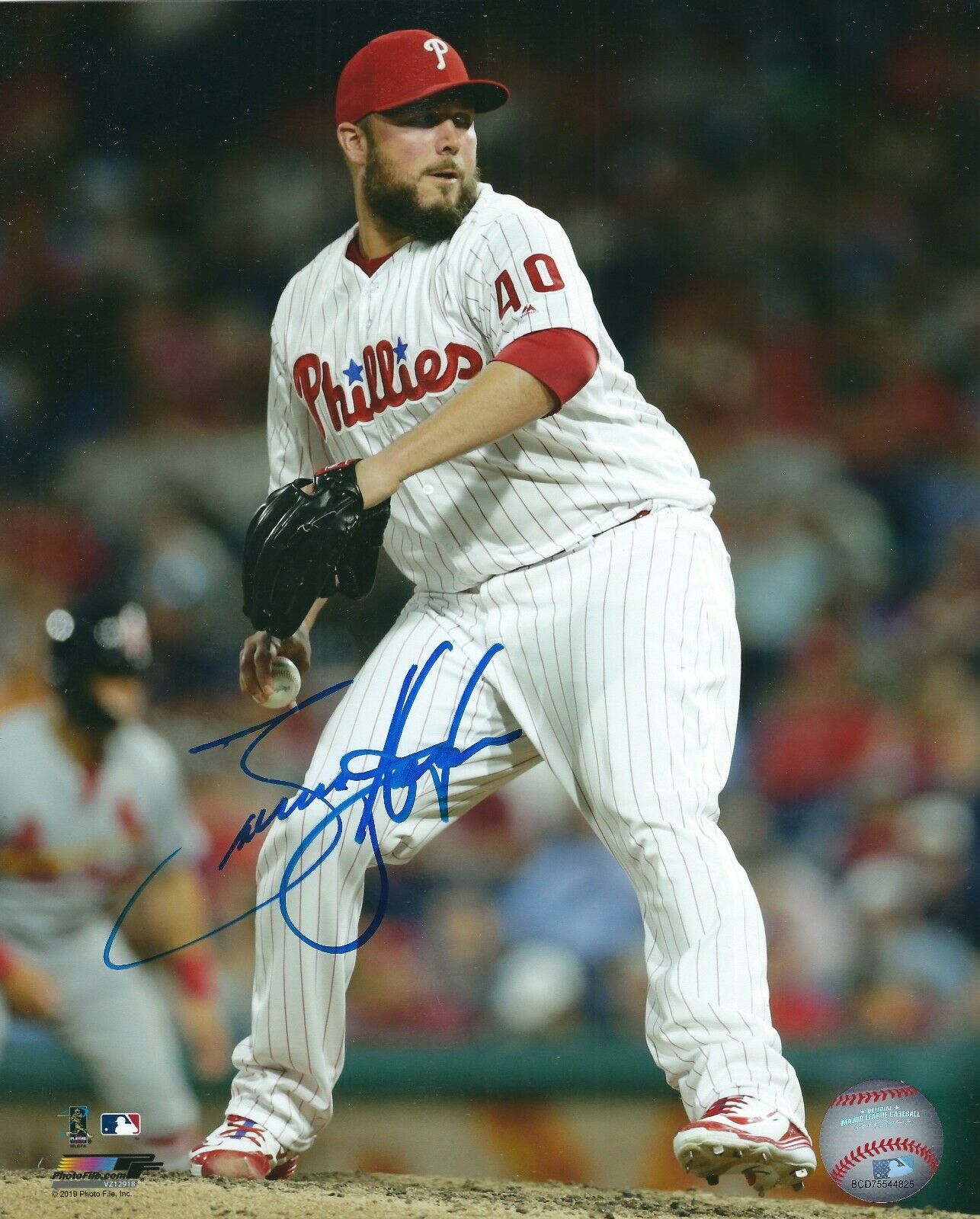 Signed 8x10 TOMMY HUNTER Philadelphia Phillies Autographed Photo Poster painting - COA