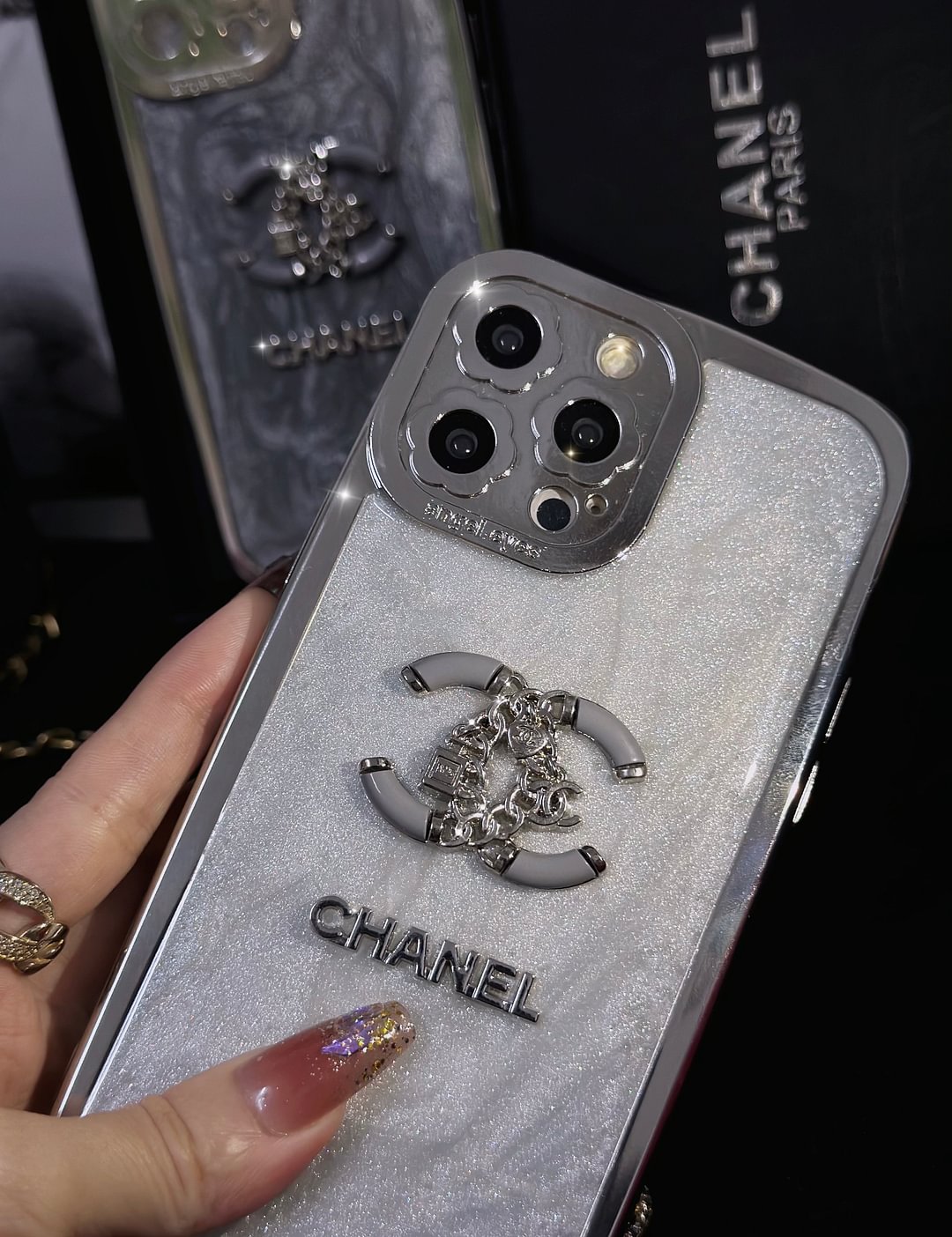 Luxurious Chanel Electroplated Mobile iPhone Case Protective Cover