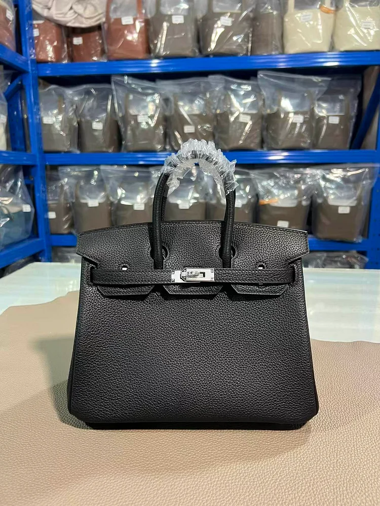 2025 Autumn/Winter New Handheld Women's Bag Large Capacity Single Shoulder Crossbody Bag Litchi Pattern Platinum Bag