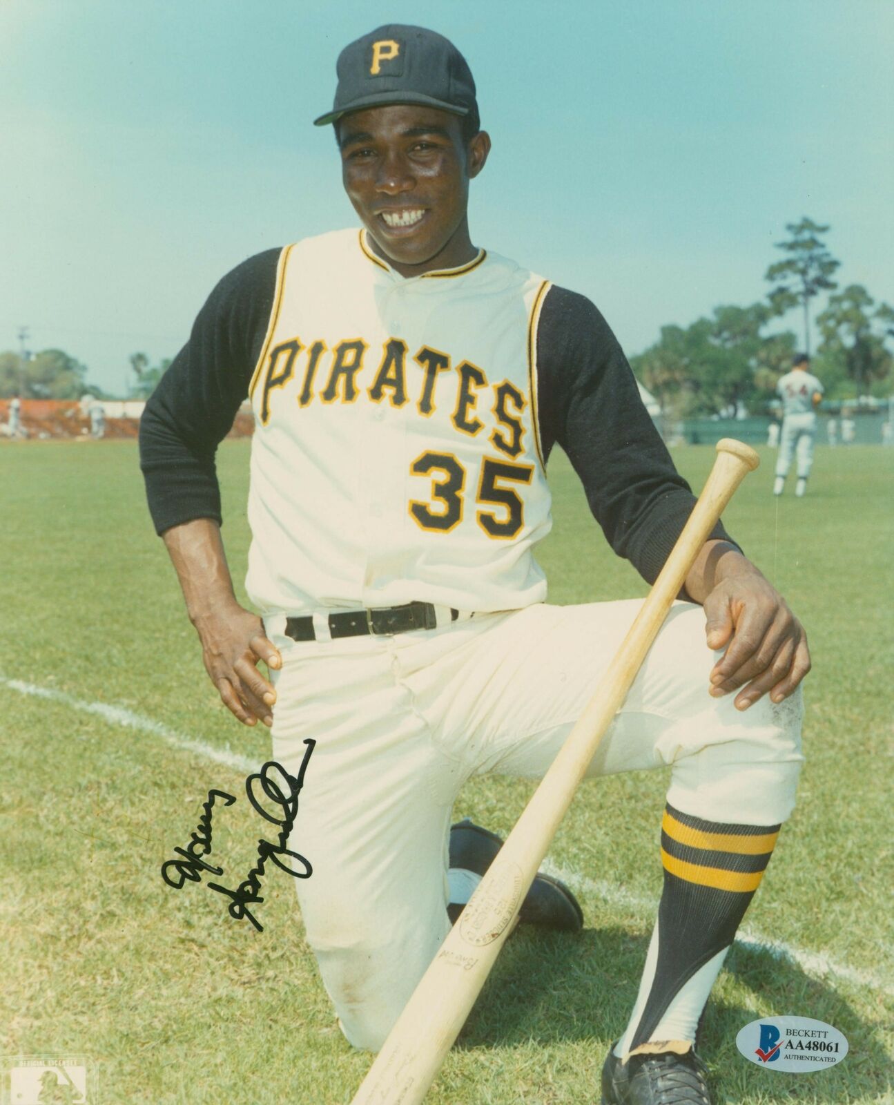 Pirates Manny Sanguillen Authentic Signed 8x10 Photo Poster painting Autographed BAS #AA48061