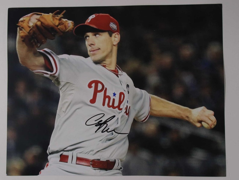 Cliff Lee Signed Autographed Glossy 11x14 Photo Poster painting Philadelphia Phillies - COA Matching Holograms