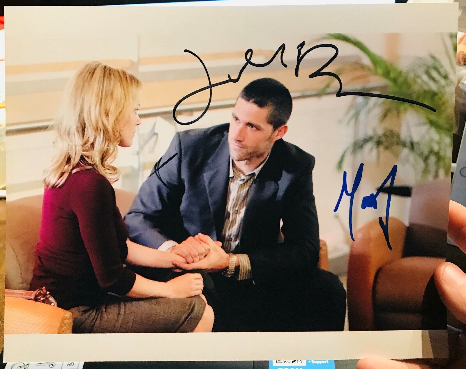 Lost autographed Photo Poster painting signed 8X10 #5 Matthew Fox Julie Bowen