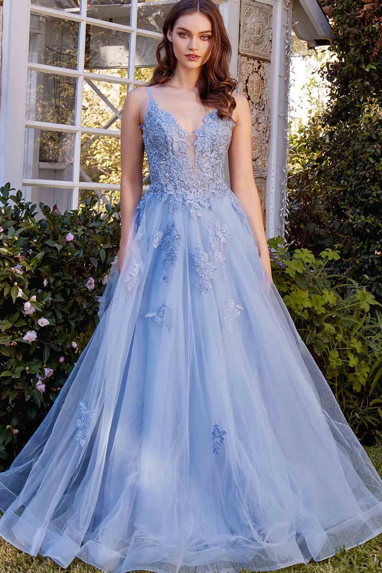 Gorgeous Spaghetti Strap Applique Layered Tulle Backless Evening Dress LY0676