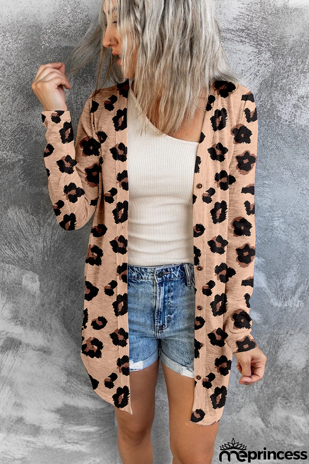 Trendy and Elegant Cardigan