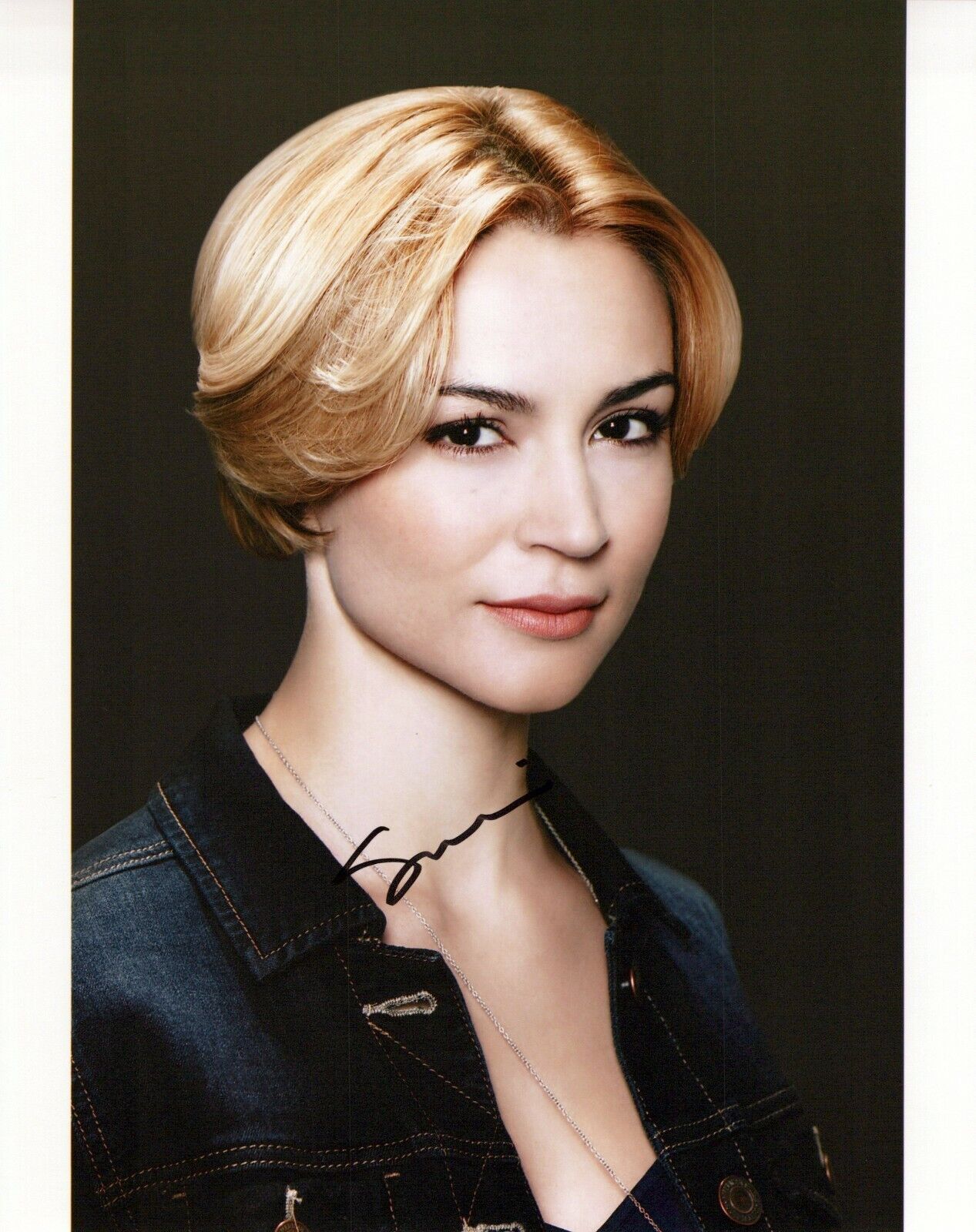 Samaire Armstrong glamour shot autographed Photo Poster painting signed 8x10 #3