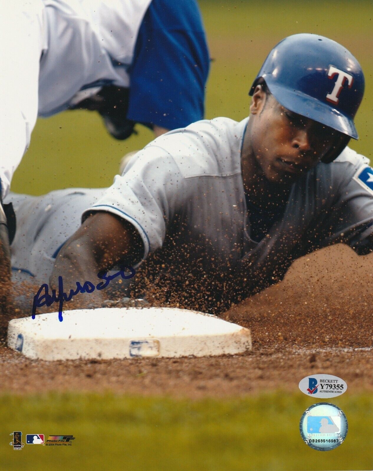 ALFONSO SORIANO Signed Texas RANGERS 8x10 Photo Poster painting w/ Beckett COA