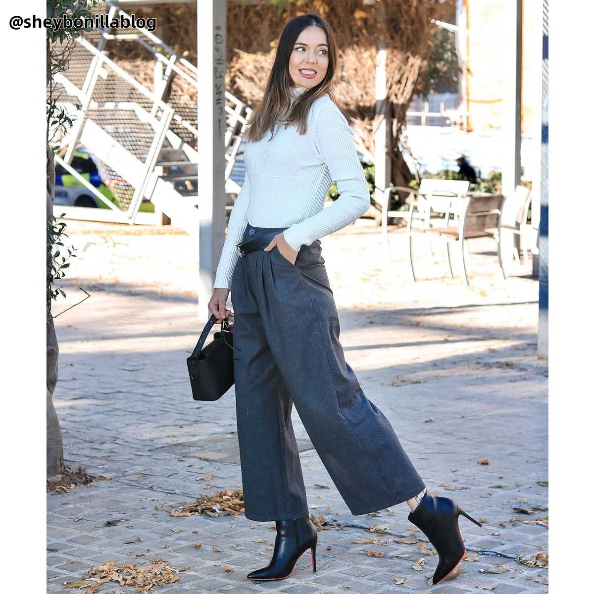 4inch Red Bottom Women's Closed Pointed Toe Stilettos Ankle Boots-MERUMOTE