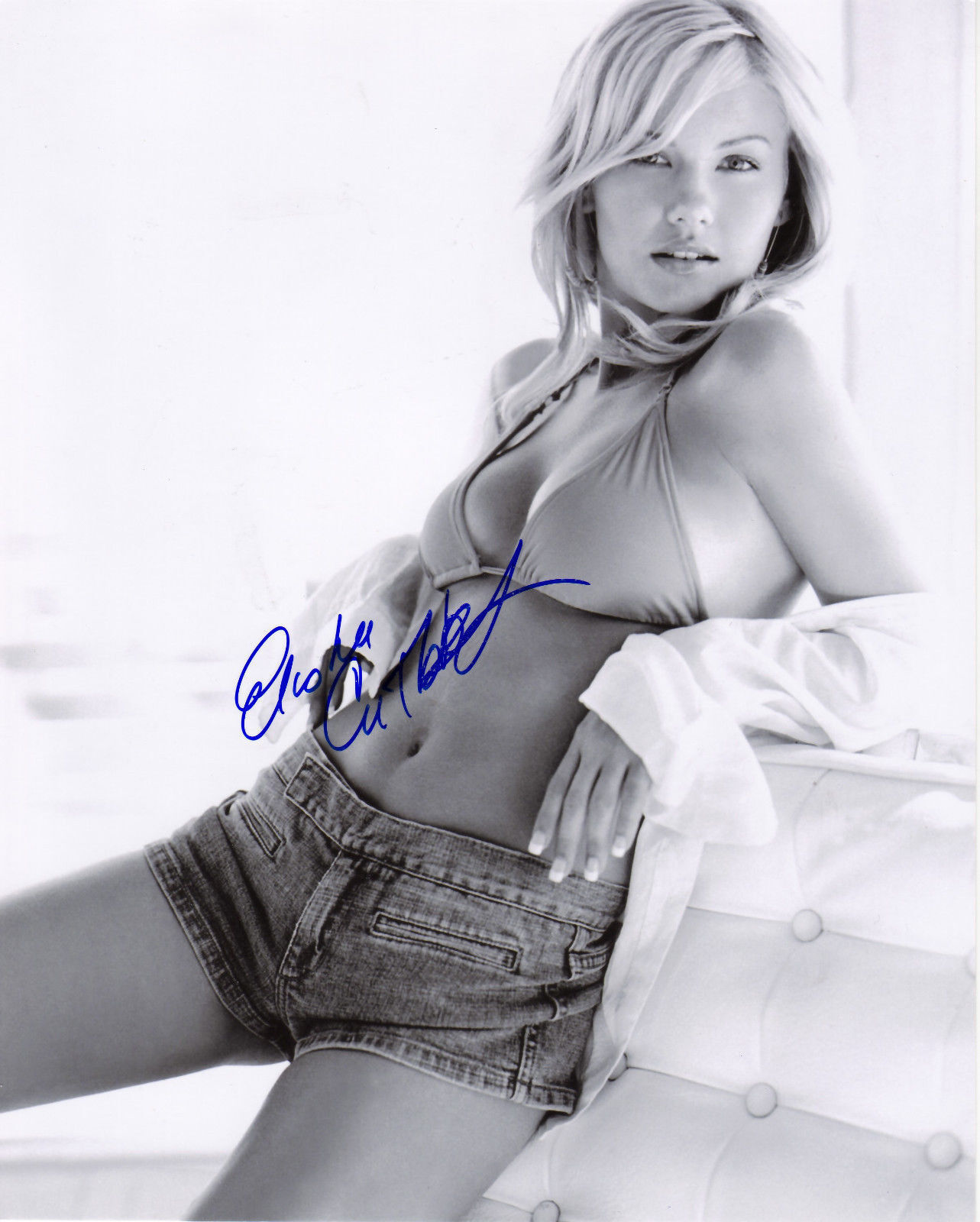 ELISHA CUTHBERT AUTOGRAPH SIGNED PP Photo Poster painting POSTER