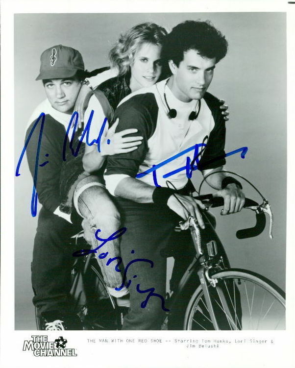 The Man with One Red Shoe (Tom Hanks, Lori Singer & Jim Belushi signed 8x10Photo Poster painting