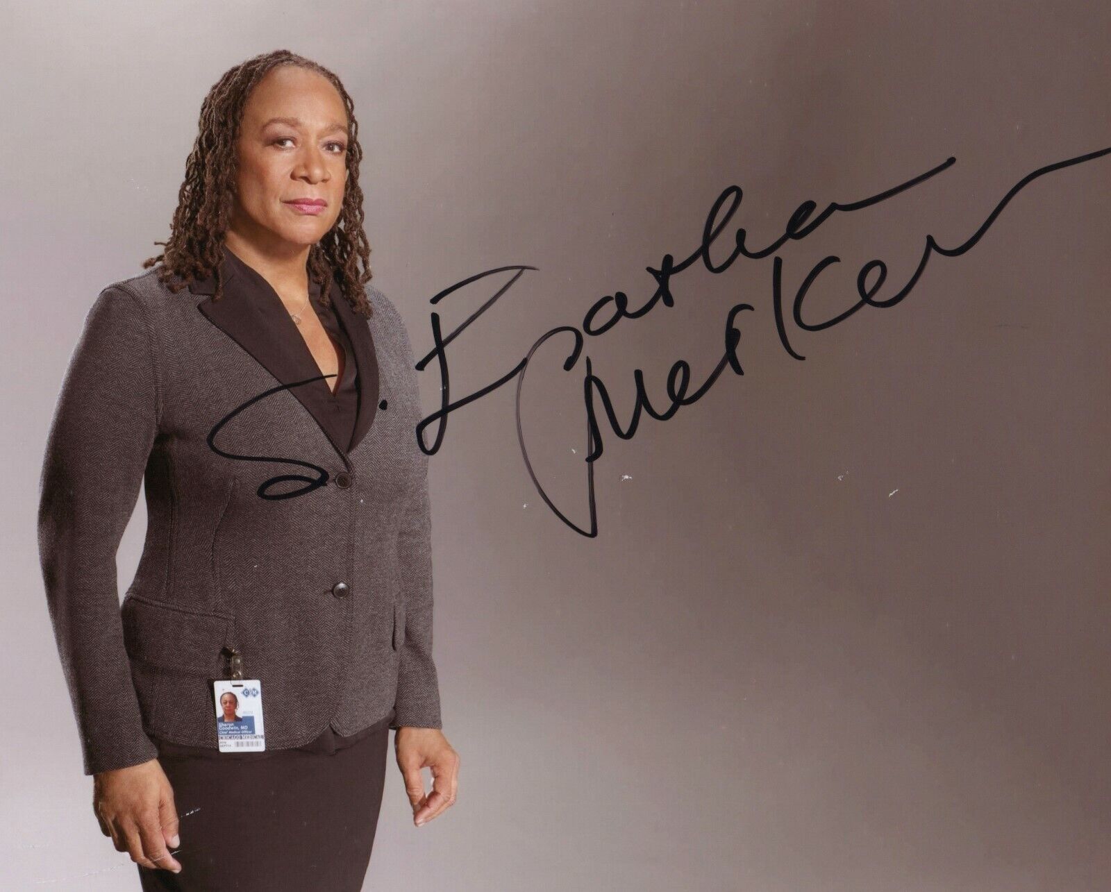 S. Epatha Merkerson REAL hand SIGNED Photo Poster painting #2 COA actress Law & Order