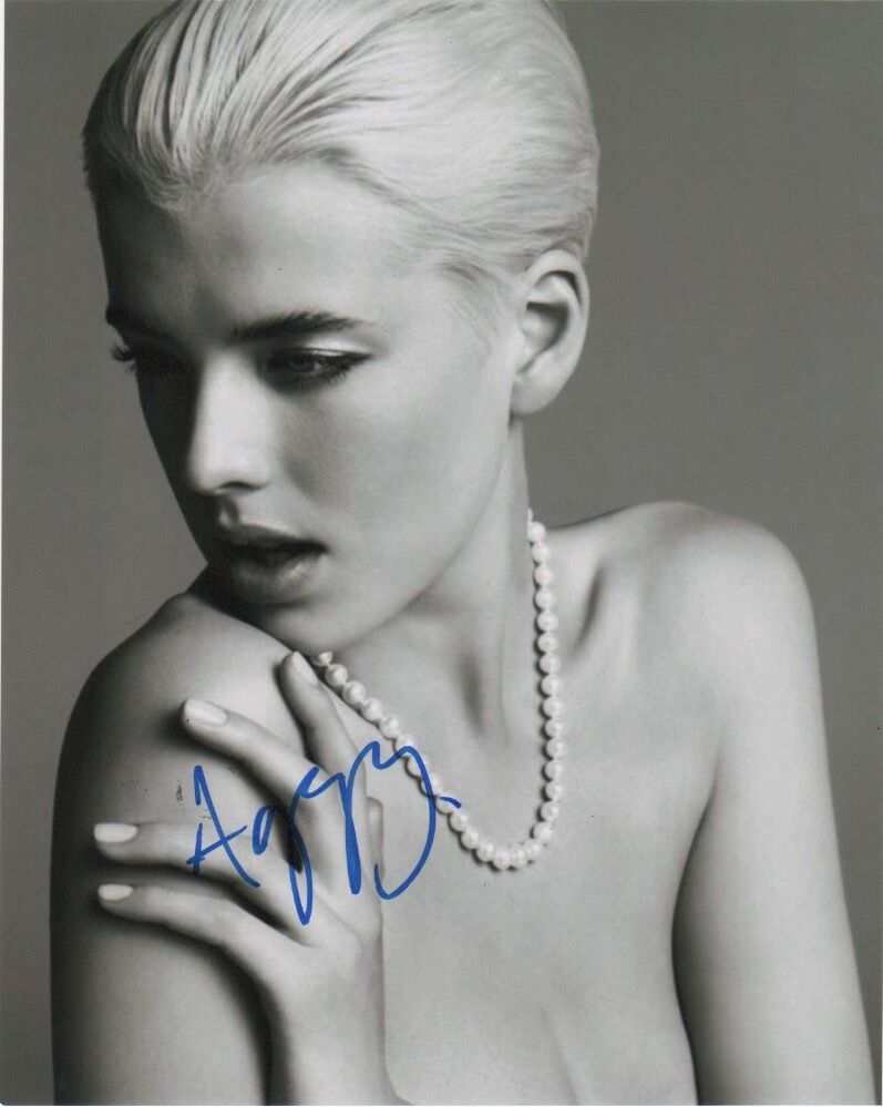 Agyness Deyn Autographed Signed 8x10 Photo Poster painting COA C