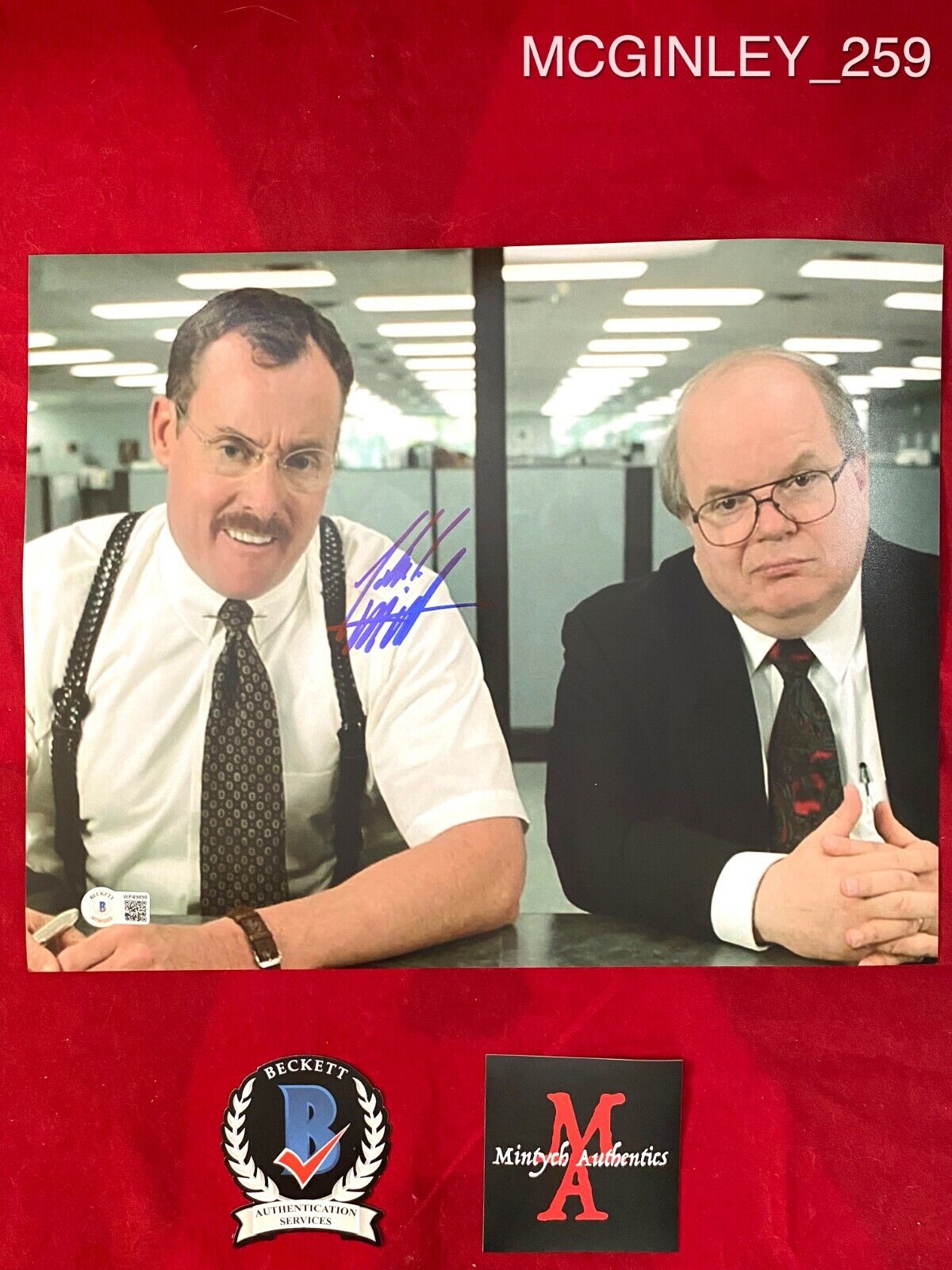 JOHN MCGINLEY AUTOGRAPHED SIGNED 11x14 Photo Poster painting! OFFICE SPACE! BECKETT COA!