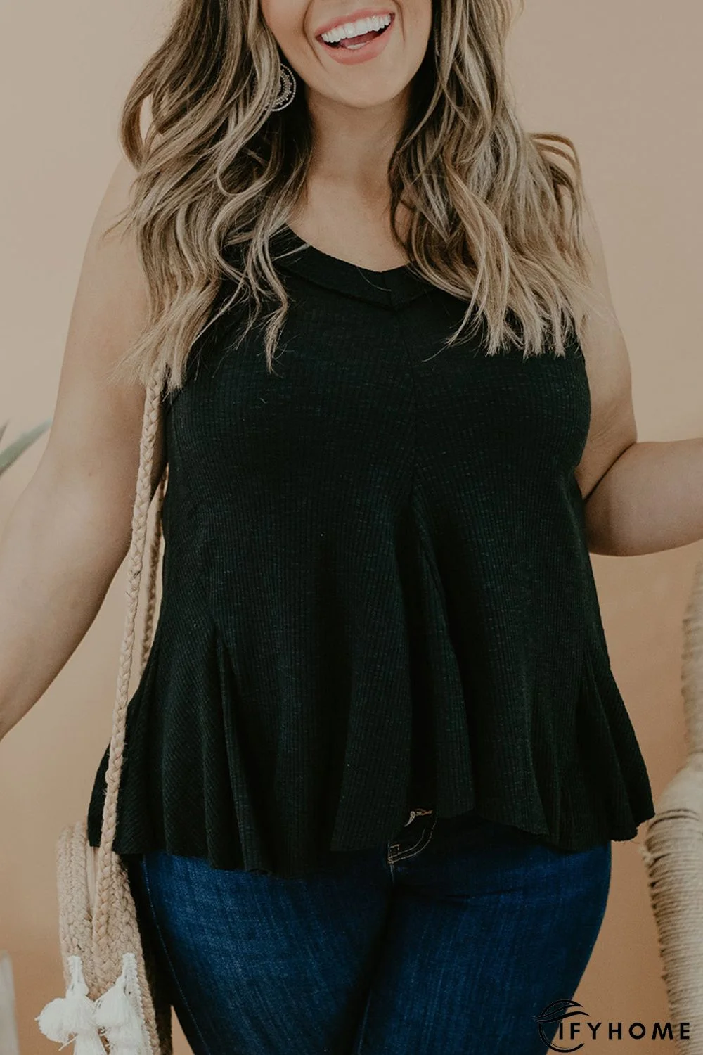 Black Ruffled V Neck Ribbed Plus Size Tank Top | IFYHOME