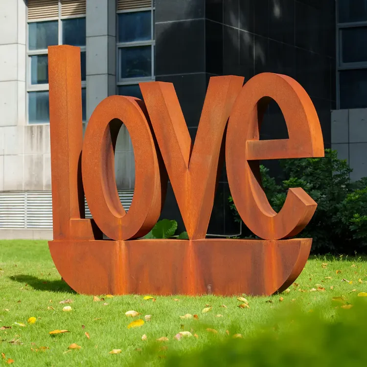 MaoPing Modern Art Corten Steel LOVE Letter Sculpture
