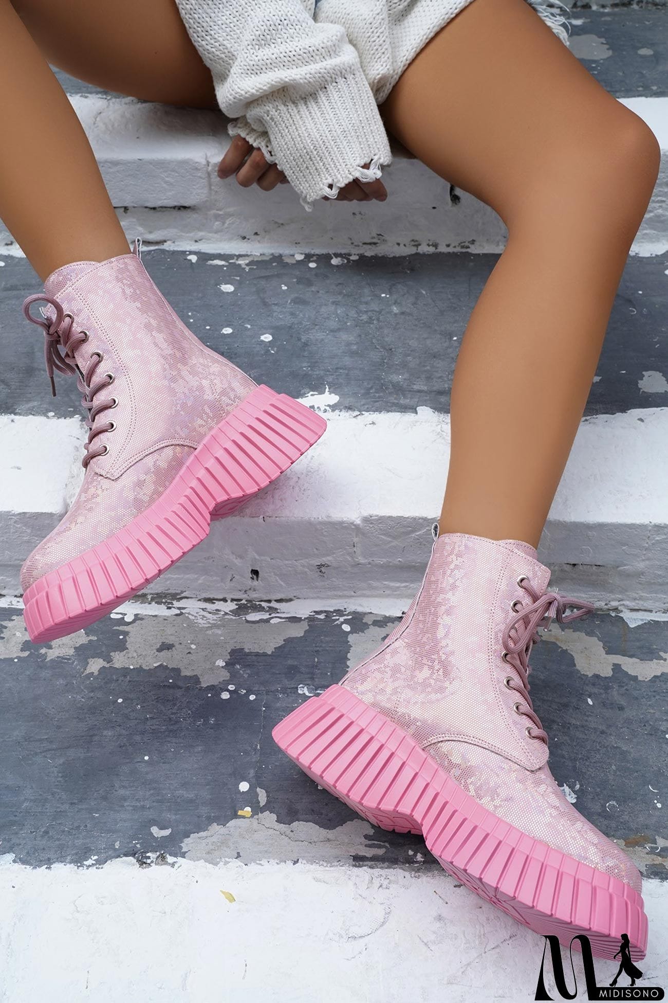 MidiSono - Glossy Platform Martin Boots