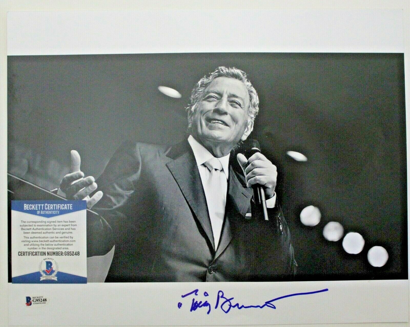 Tony Bennett Signed 11X14 Photo Poster painting W/Beckett COA G95248 Music Legend