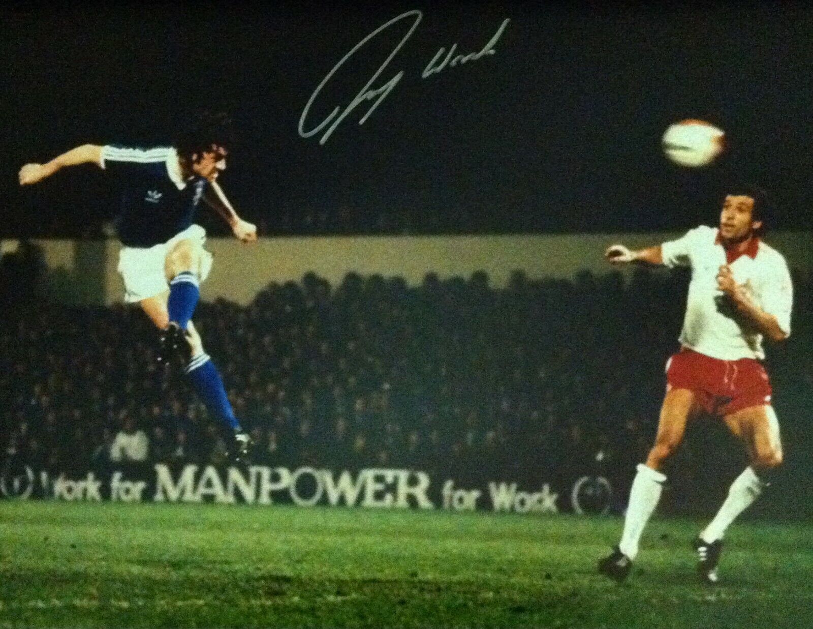 JOHN WARK SIGNED 10X8 FOOTBALL Photo Poster painting IPSWICH TOWN 1981 UEFA CUP WITH PROOF COA