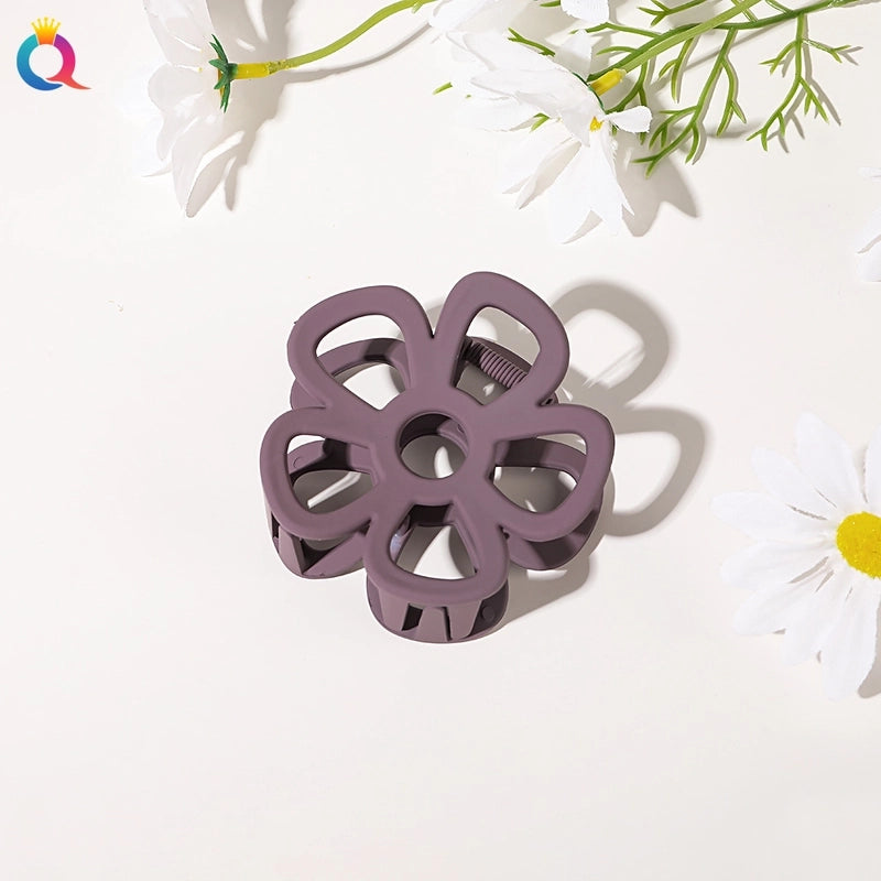 Fashion Flower Plastic Metal Stoving Varnish Hollow Out Hair Claws 1 Piece