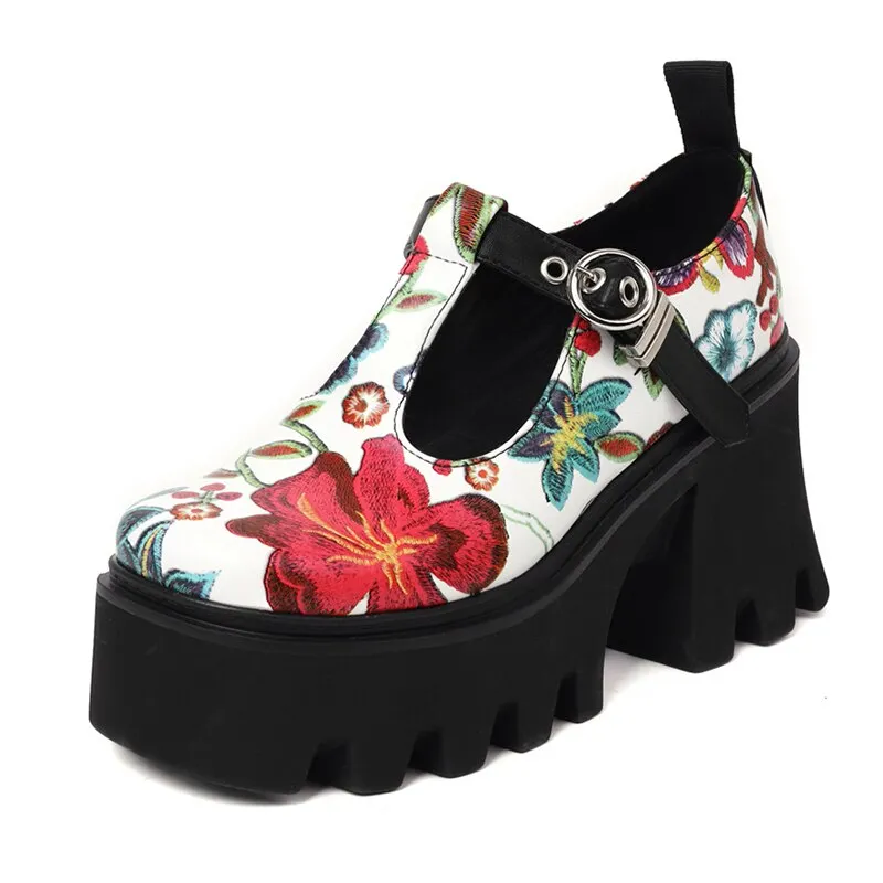 Gdgydh High Quality T-strap Women Shoes Hoof Heels Mixed Color Platform Pumps Flower Vintage Gothic Style Sponge Cake Bottom
