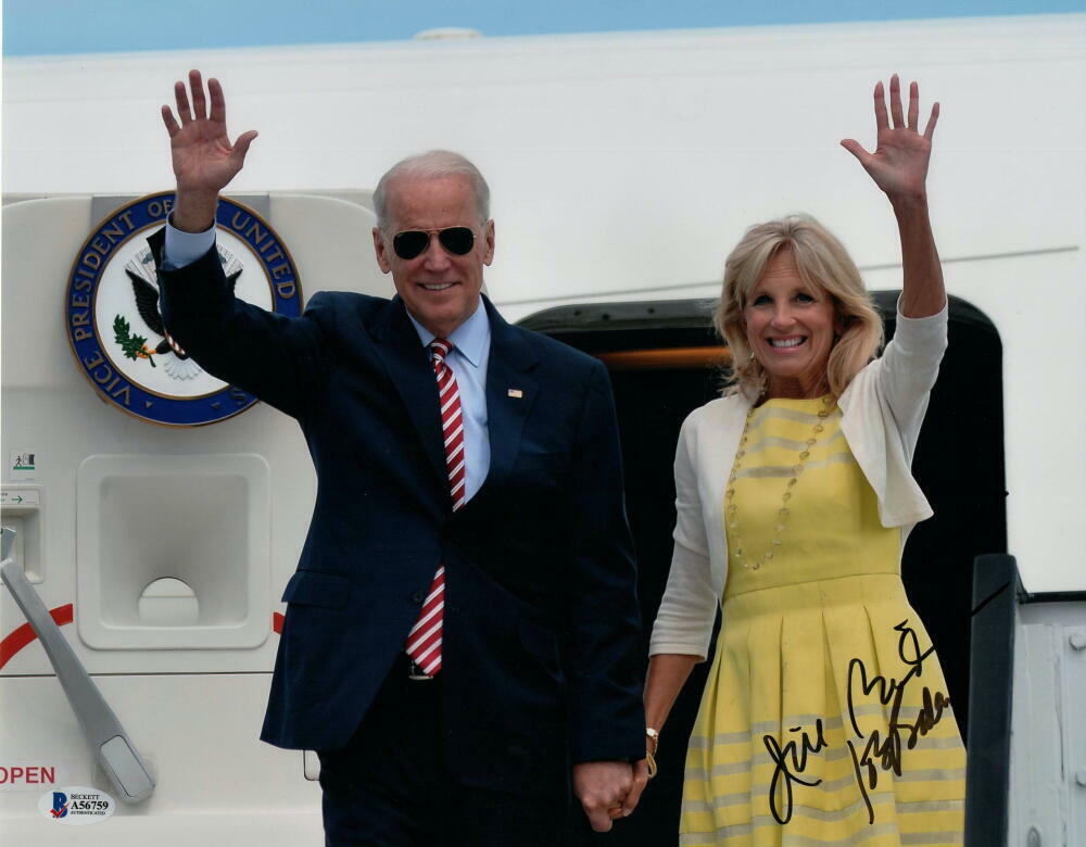 PRESIDENT JOE BIDEN & JILL SIGNED AUTOGRAPH 11x14 Photo Poster painting - AIR FORCE ONE BECKETT