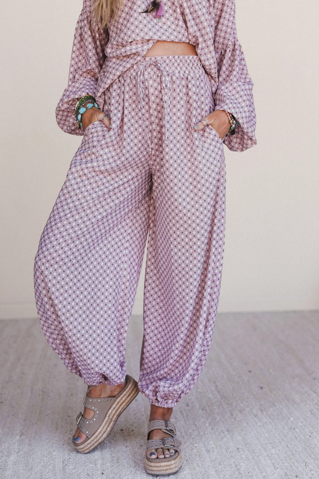 The Nest Mystic Mirage Printed Joggers - Burgundy