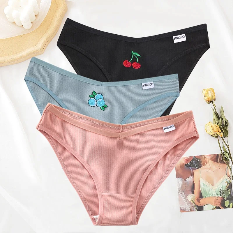 FINETOO 3PCS/Set Women Cotton Embroidery Fruit Panties Underwear V Waist Female M-XL Woman's Briefs Pantys Intimates Lingerie