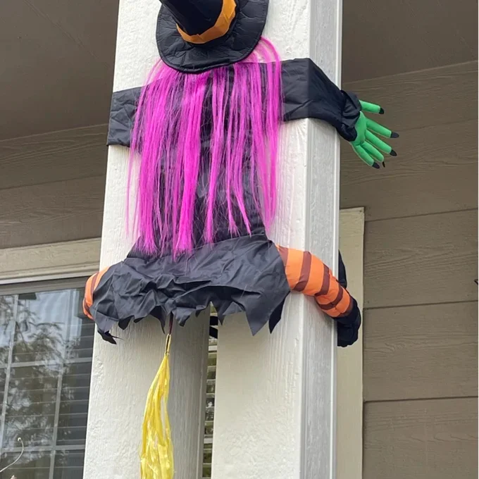 Crashing Witch - Betty Bash