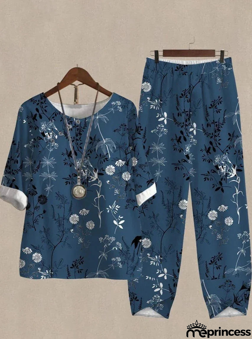 Two-piece set with botanical floral top and trousers