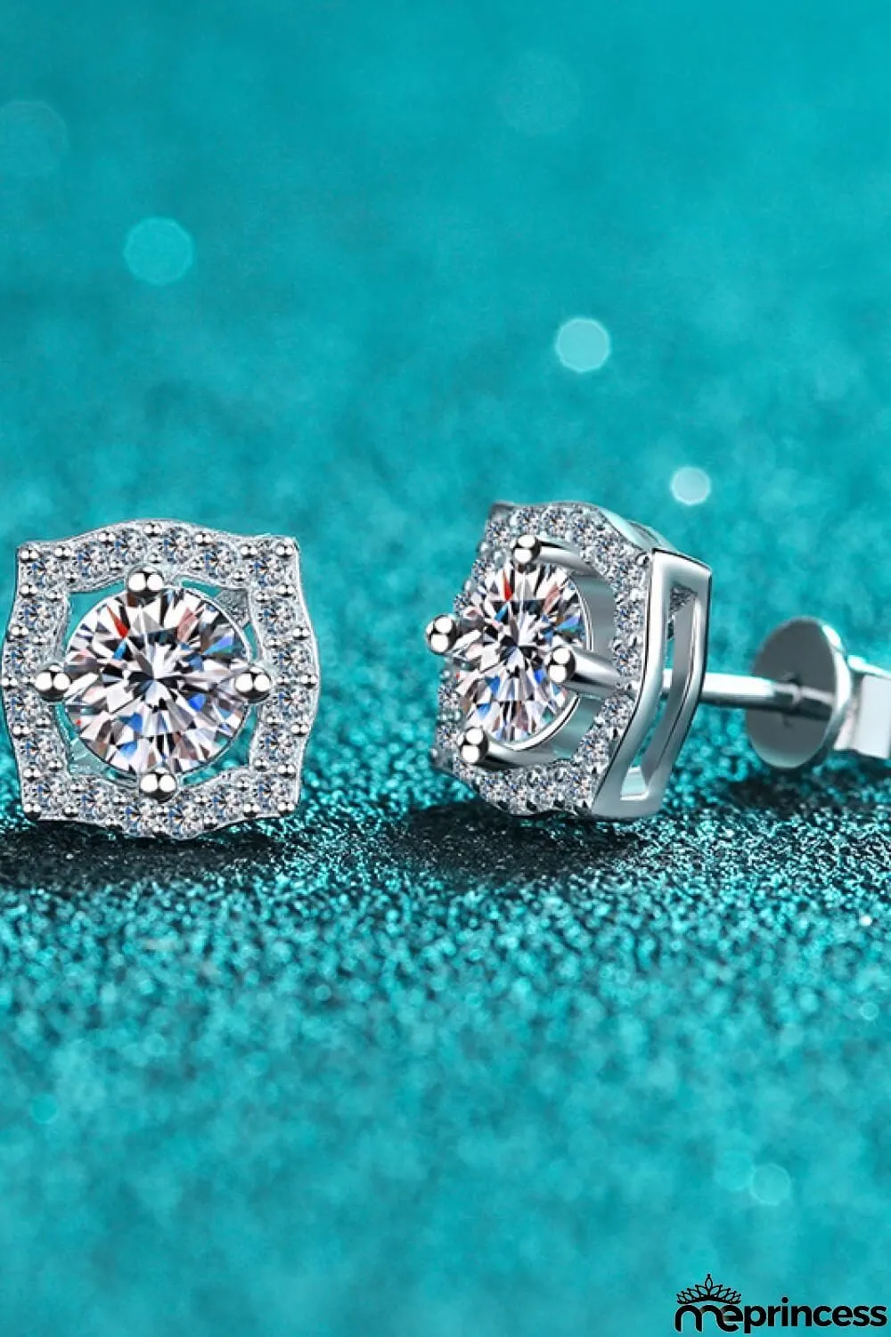 1 Carat Moissanite Geometric Stud Earrings