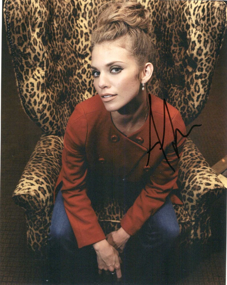 AnnaLynne McCord Signed Autographed Glossy 8x10 Photo Poster painting - COA Matching Holograms