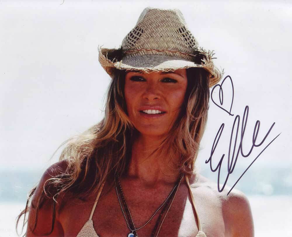 Elle Macpherson In-person AUTHENTIC Autographed Photo Poster painting SHA #39761