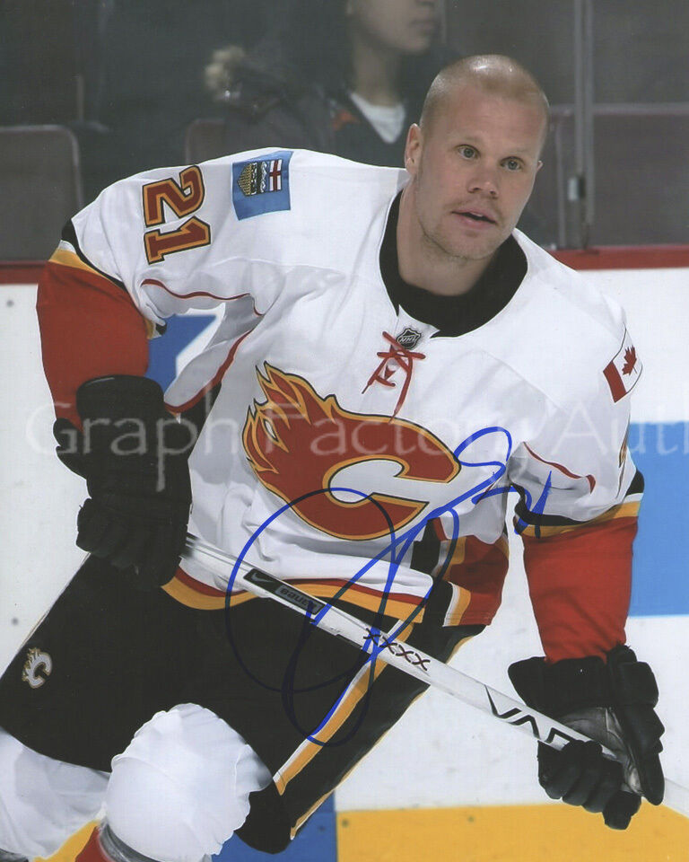 Tim Jackman CALGARY FLAMES Signed Autographed 8x10 Photo Poster painting COA GFA