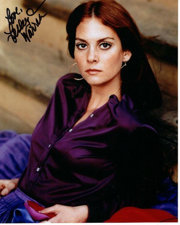 LESLEY ANN WARREN signed autographed Photo Poster painting