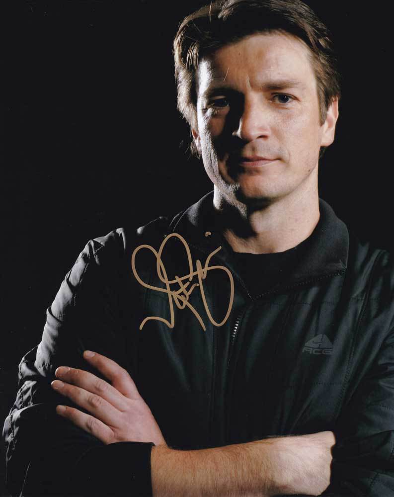 Nathan Fillion In-Person AUTHENTIC Autographed Photo Poster painting SHA #49779