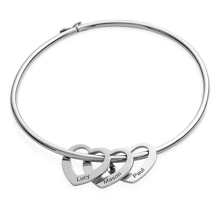 Gravur 3 Namen Herz Armband Armreif mit Herzanhängern Kettenmachen