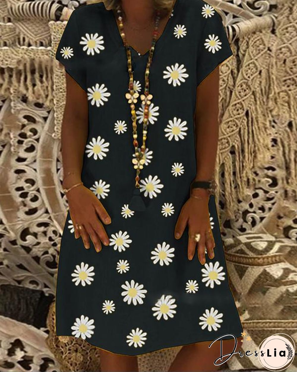 Casual Vintage V-neck Short-Sleeved Daisy Dress
