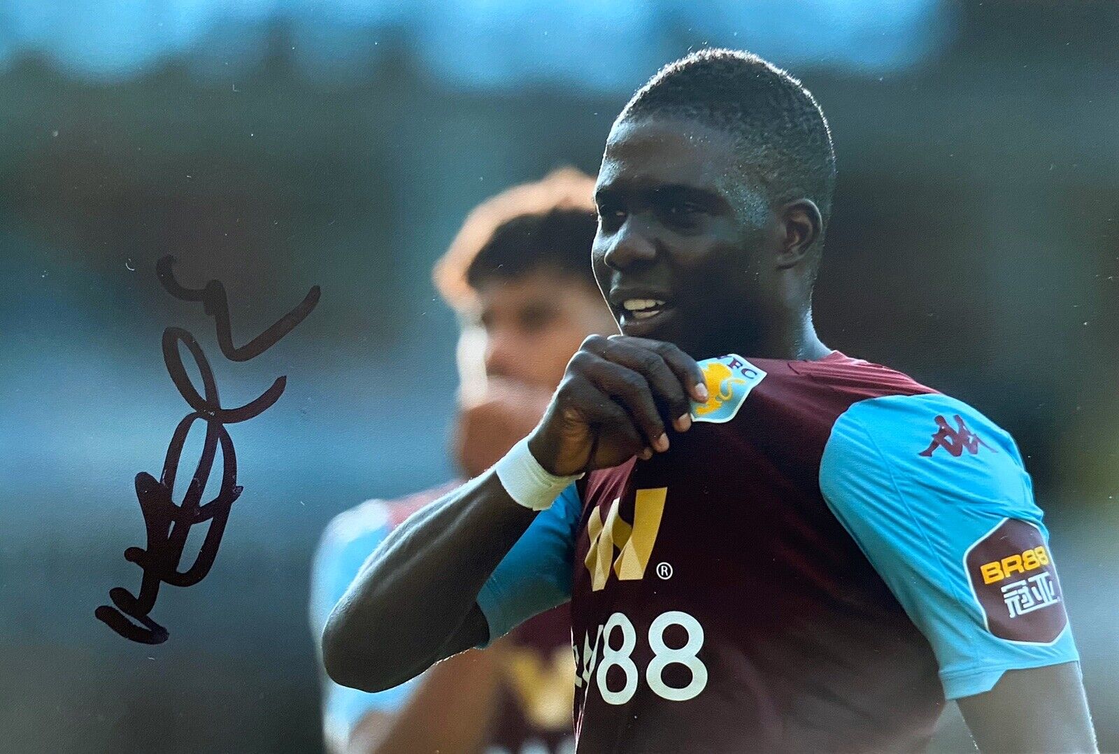 Marvelous Nakamba Hand Signed Aston Villa Photo Poster painting In A4 Mount Display