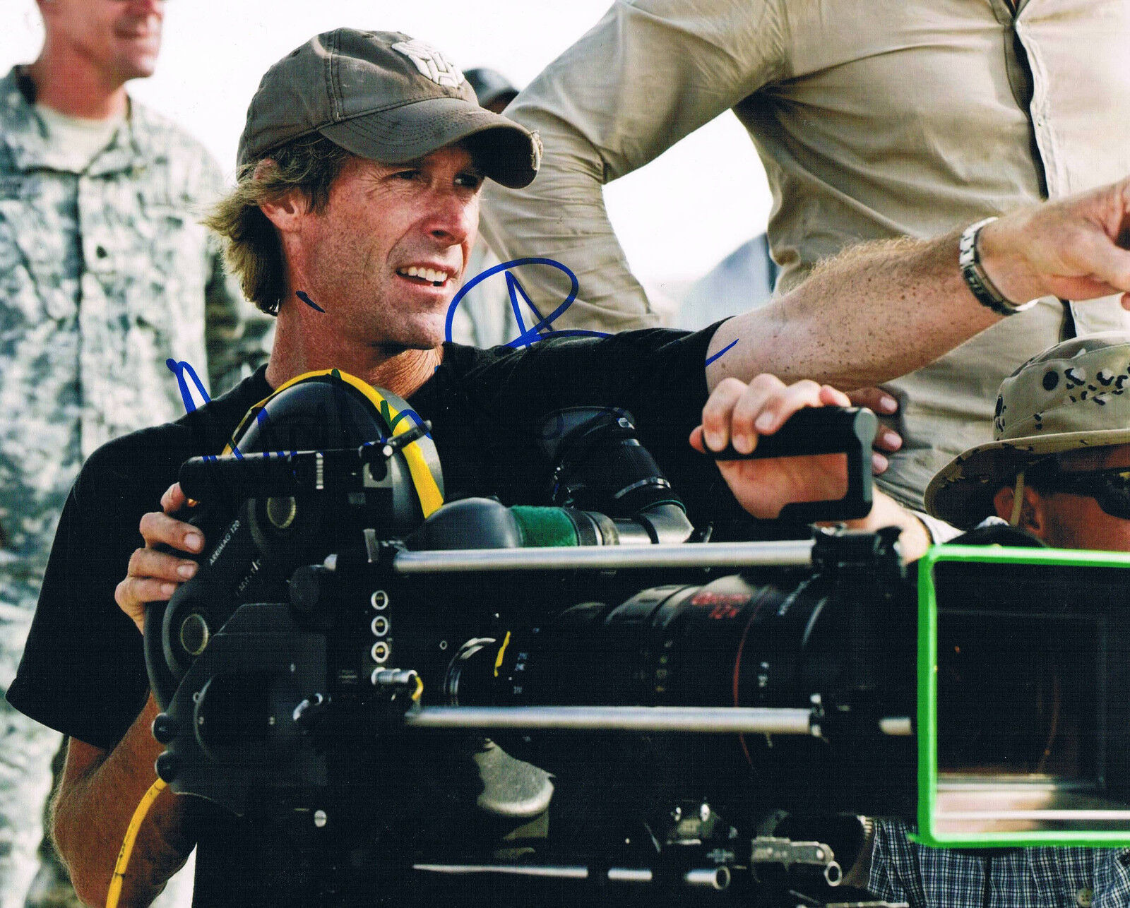 Michael Bay genuine autograph 8x10