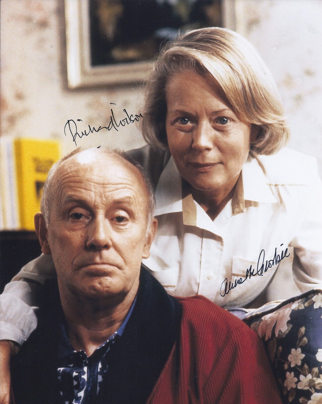 RICHARD WILSON & ANNETTE CROSBIE SIGNED ONE FOOT IN THE GRAVE 10x8 Photo Poster painting - UACC