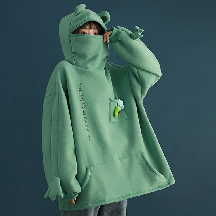 Frog Letter Zipper Pocket Oversized Hoodie THE FROG KISSES THE PRINCESS