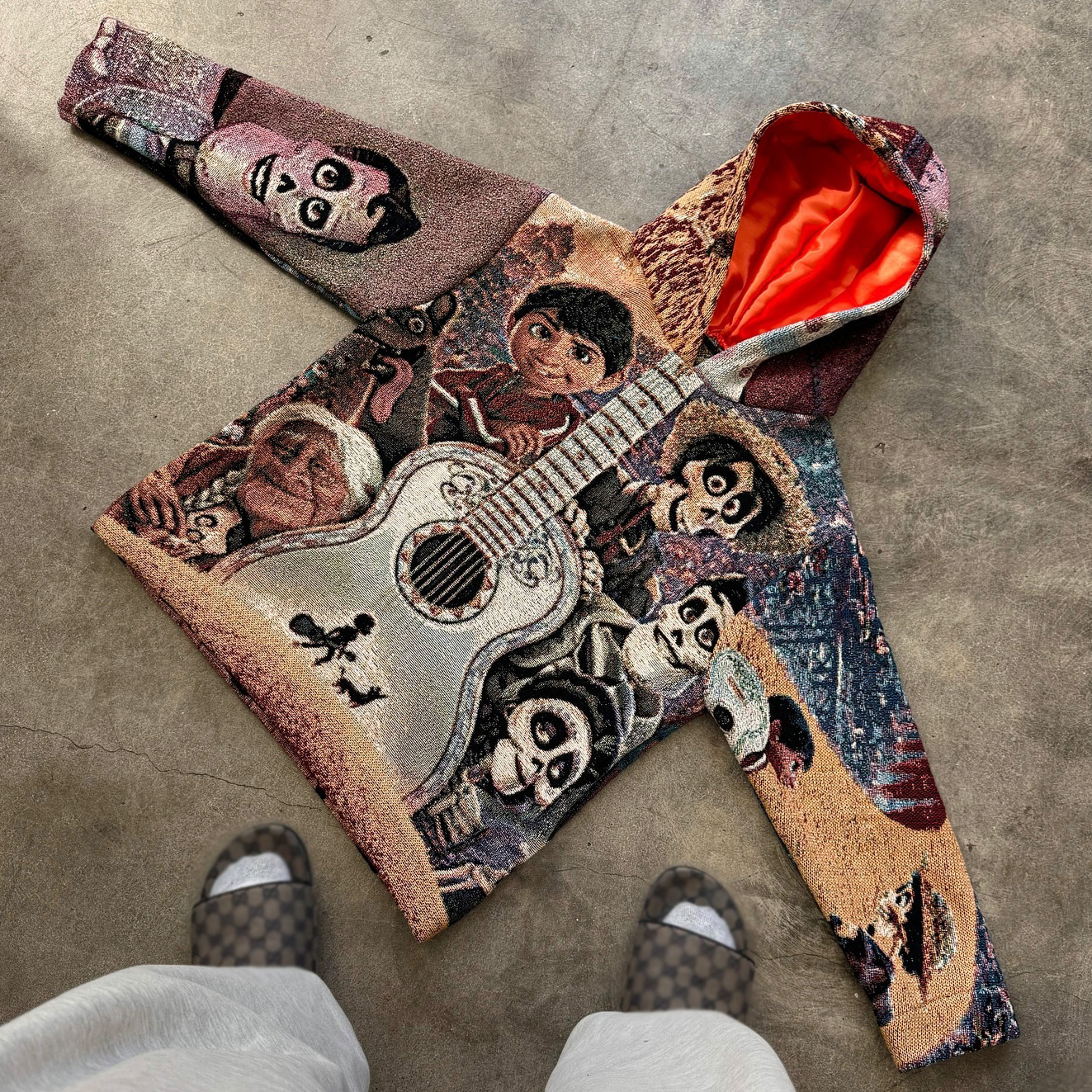 Cartoon Guitar Print Long Sleeve Hoodies