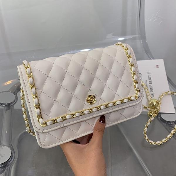 Textured Diamond Chain Small Square Bag