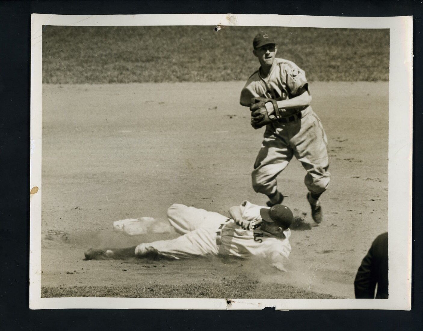 Dick Bartell & Jo-Jo Moore 1939 TYPE 1 Press Photo Poster painting Chicago Cubs New York Giants