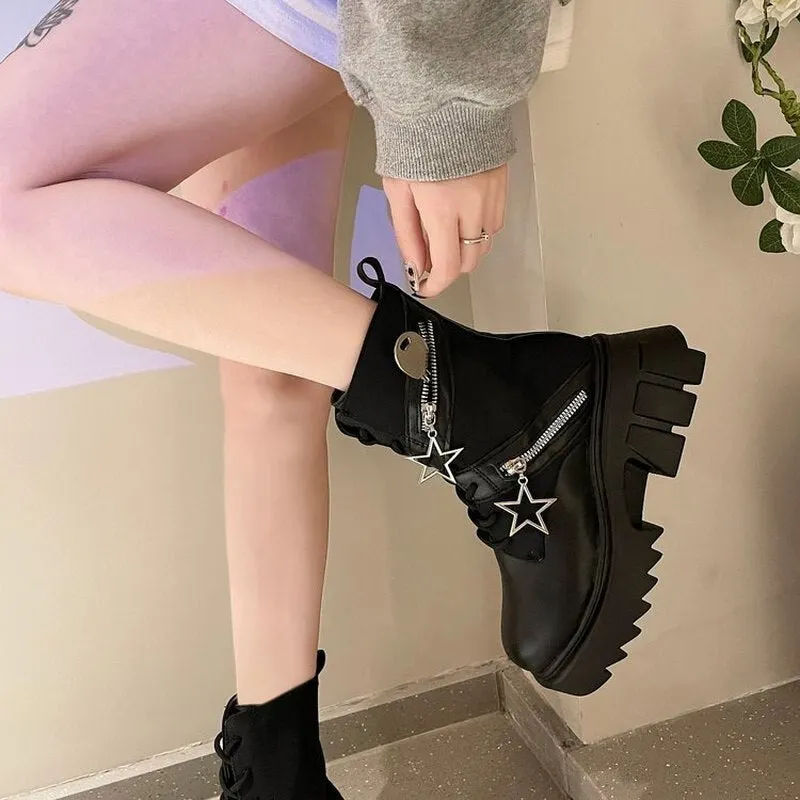 2021 Europe station autumn and winter motorcycle boots large size nude boots short boots sweet fashion women's boots Martin boot