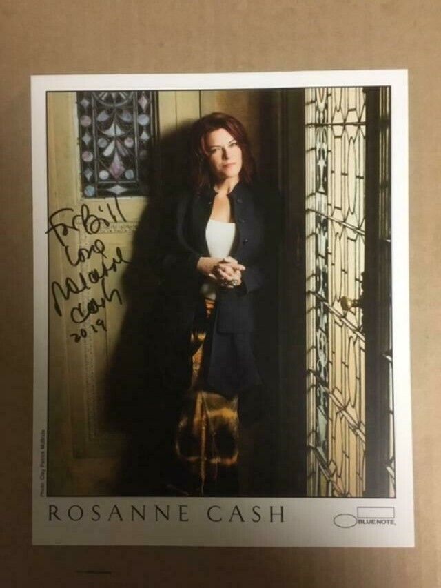 Rosanne Cash Counrry Music Boldly Signed 8x10 Stunning Photo Poster painting with COA